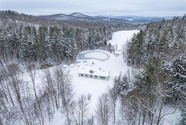 $739,000 | 228 Leonard Road, Sharon, VT 05068