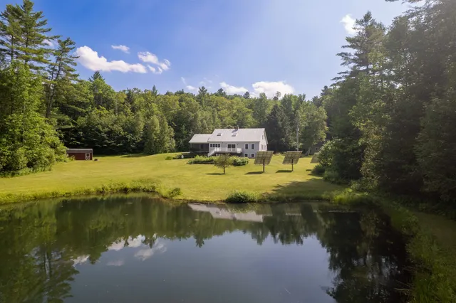 $739,000 | 228 Leonard Road, Sharon, VT 05068