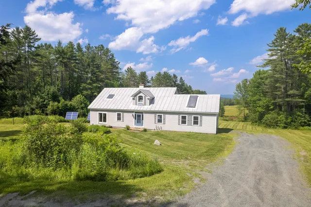 $785,000 | 228 Leonard Road, Sharon, VT 05068