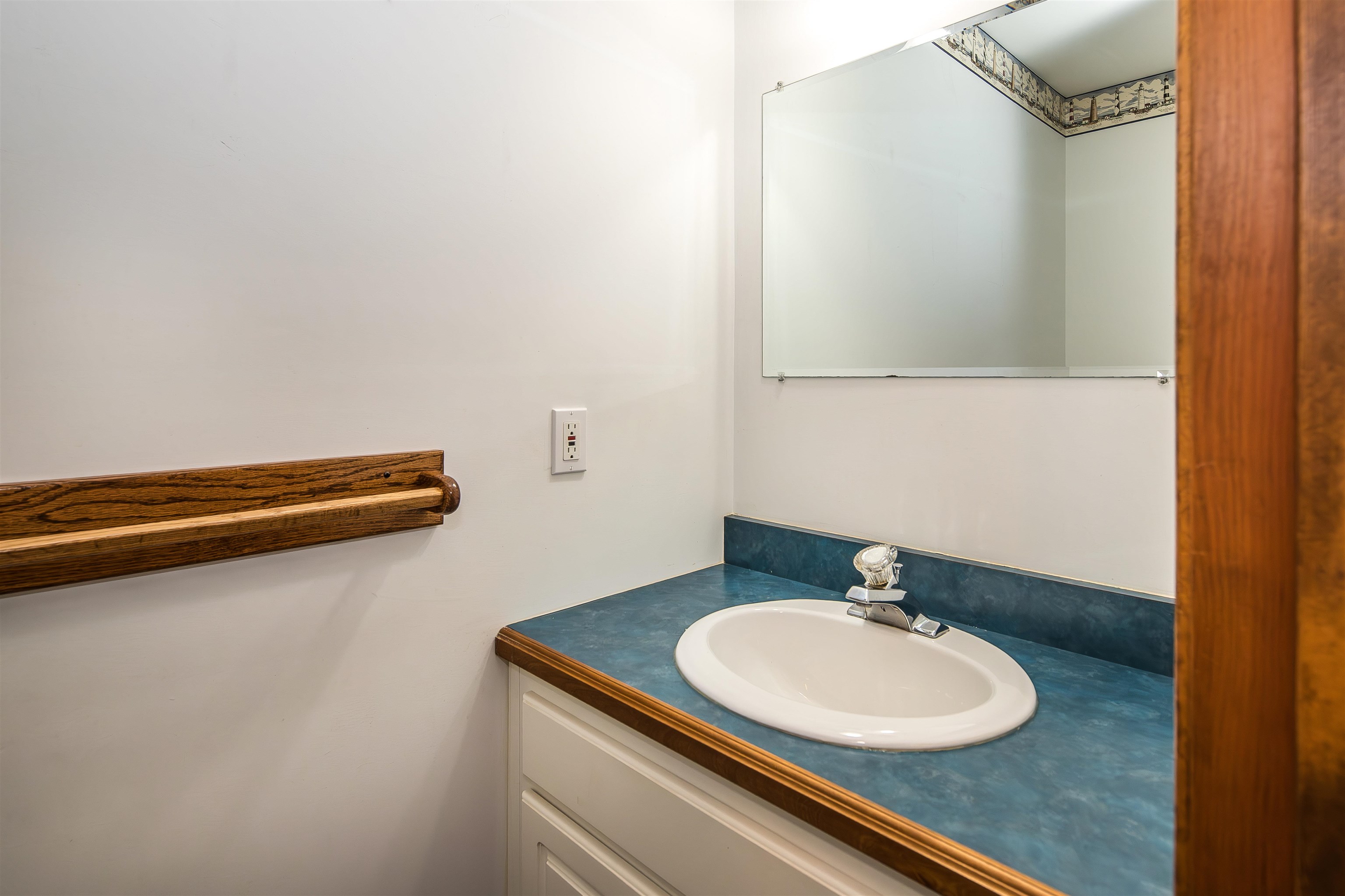 228 Leonard Road Sharon, VT 05068 - Photo 40 of 49