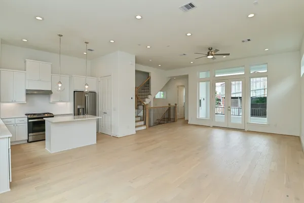 $3,500 | 4619 Maxie Street, Houston, TX 77007