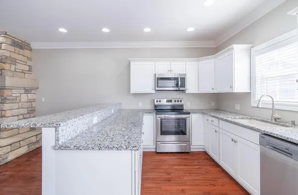 $352,500 | 491 Walnut Street, Lawrenceburg, IN 47025