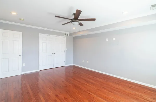 $352,500 | 491 Walnut Street, Lawrenceburg, IN 47025