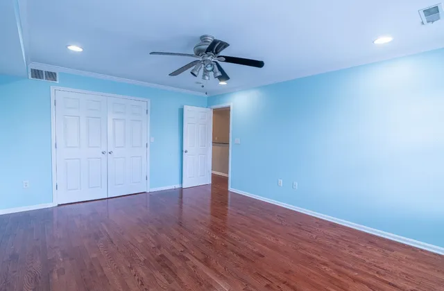 $385,000 | 491 Walnut Street, Lawrenceburg, IN 47025