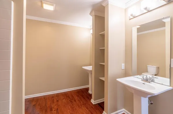 $352,500 | 491 Walnut Street, Lawrenceburg, IN 47025