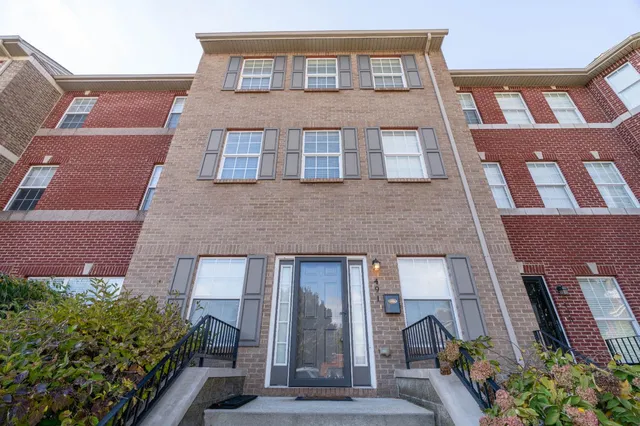 $385,000 | 491 Walnut Street, Lawrenceburg, IN 47025