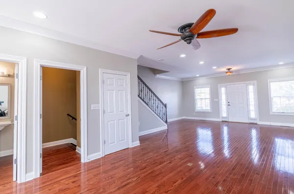 $352,500 | 491 Walnut Street, Lawrenceburg, IN 47025