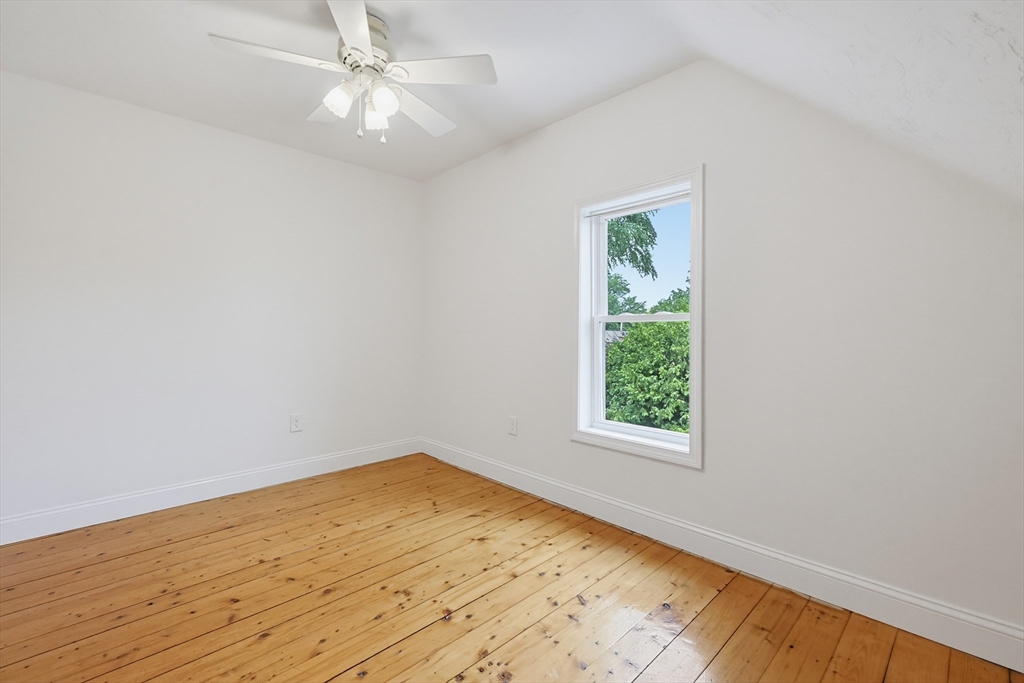 17 Church Court, Unit 2 Ashland, MA 01721 - Photo 23 of 30