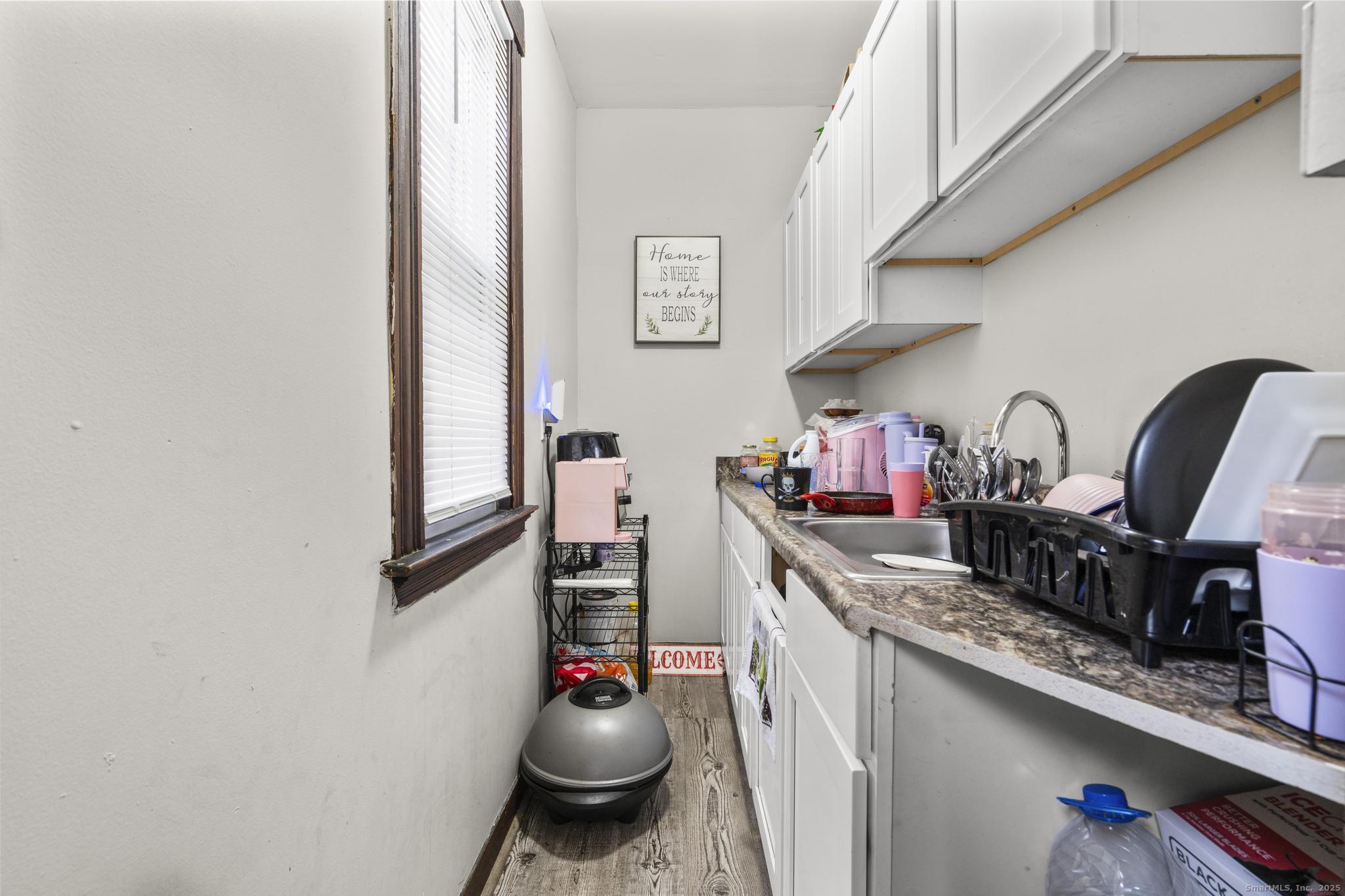 1380 State Street New Haven, CT 06511 - Photo 14 of 29