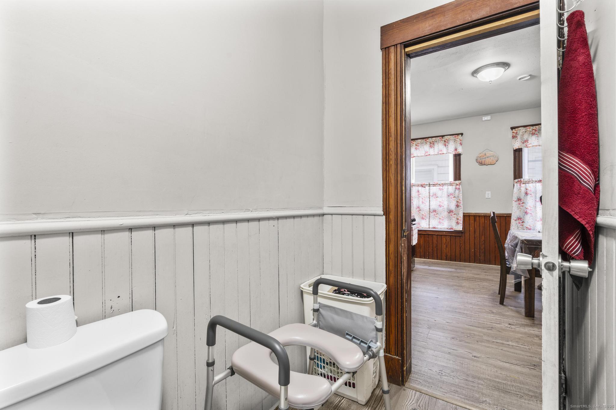 1380 State Street New Haven, CT 06511 - Photo 17 of 29