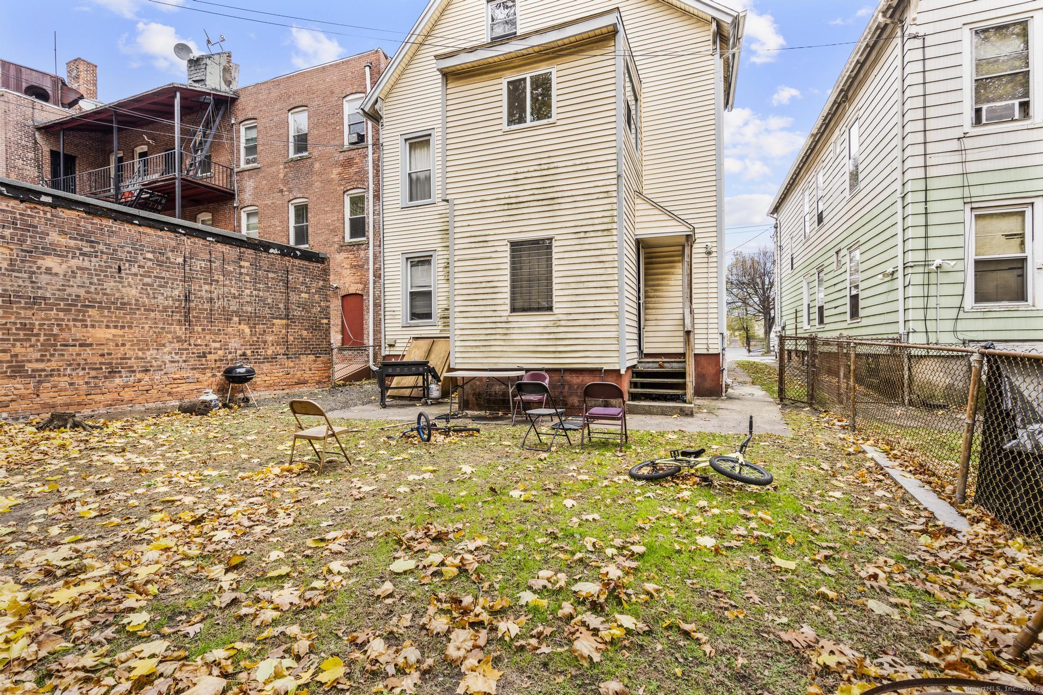 1380 State Street New Haven, CT 06511 - Photo 28 of 29