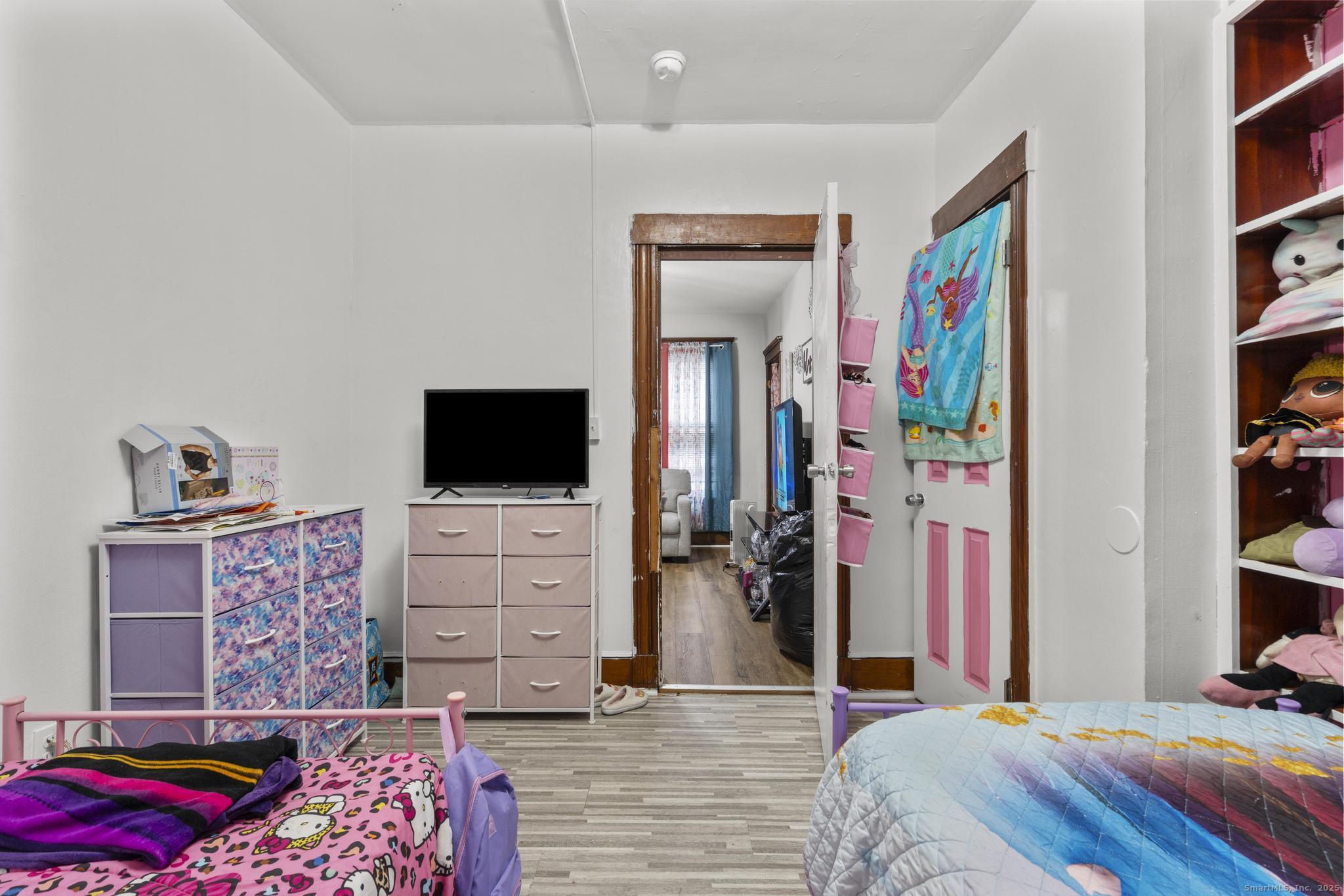 1380 State Street New Haven, CT 06511 - Photo 10 of 29