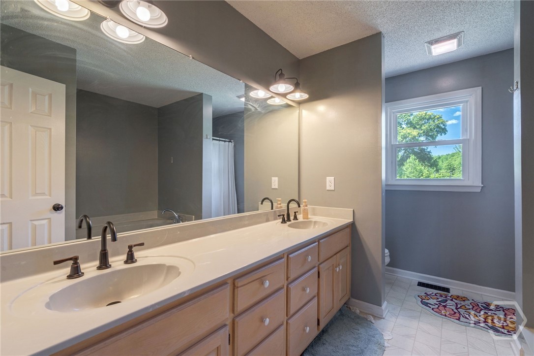 1221 Barber Creek Road Statham, GA 30666 - Photo 21 of 66 Gallery Image 21