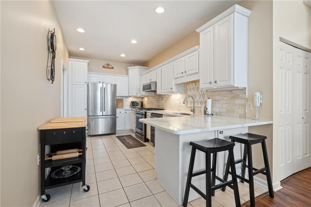 309 Saddlebrook Road Gibsonia, PA 15044 - Photo 9 of 29 Gallery Image 9