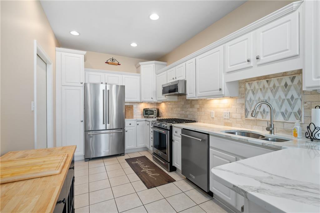 309 Saddlebrook Road Gibsonia, PA 15044 - Photo 10 of 29 Gallery Image 10