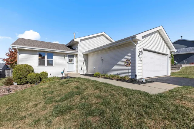 a view of backyard of house