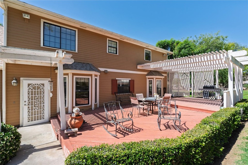 34150 Stowe Road Winchester, CA 92545 - Photo 74 of 80 a view of a dinning table and chairs in patio of the house