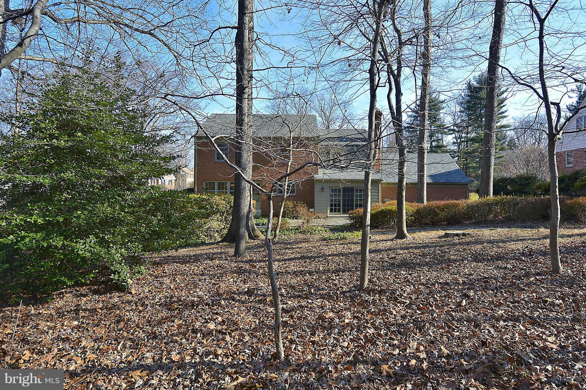 11820 Gregerscroft Road Potomac, MD 20854 - Photo 3 of 30 Exterior (Rear)