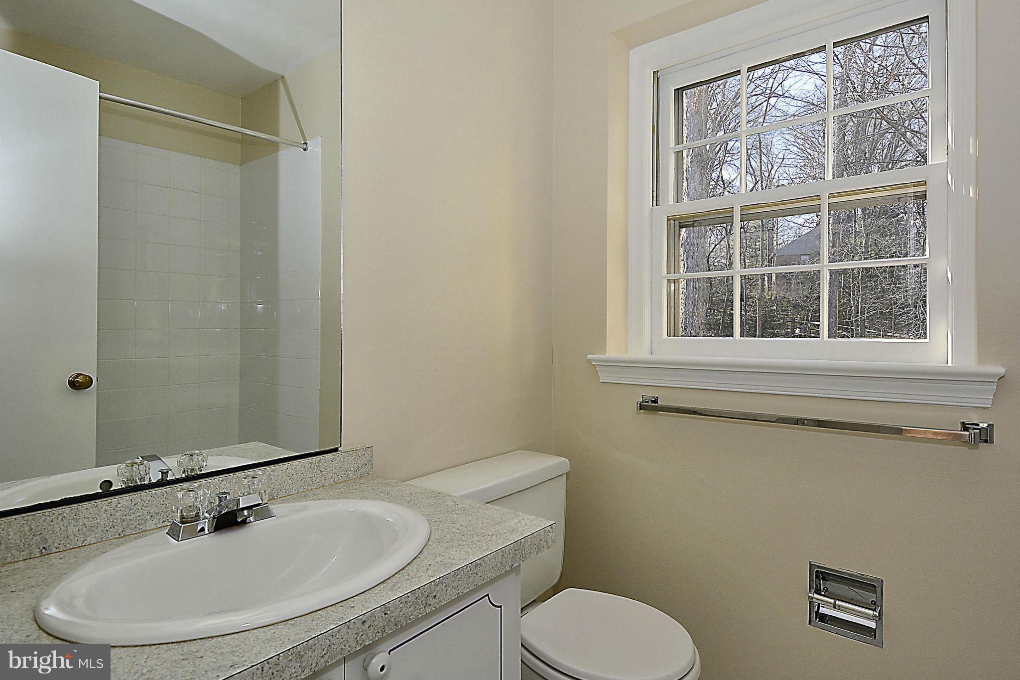 11820 Gregerscroft Road Potomac, MD 20854 - Photo 22 of 30 Bath (Master)