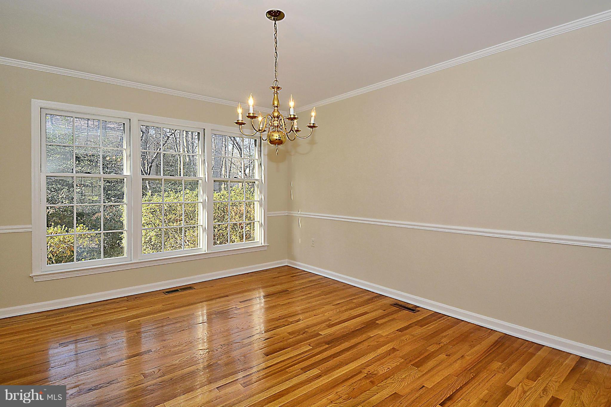 11820 Gregerscroft Road Potomac, MD 20854 - Photo 10 of 30 Dining Room