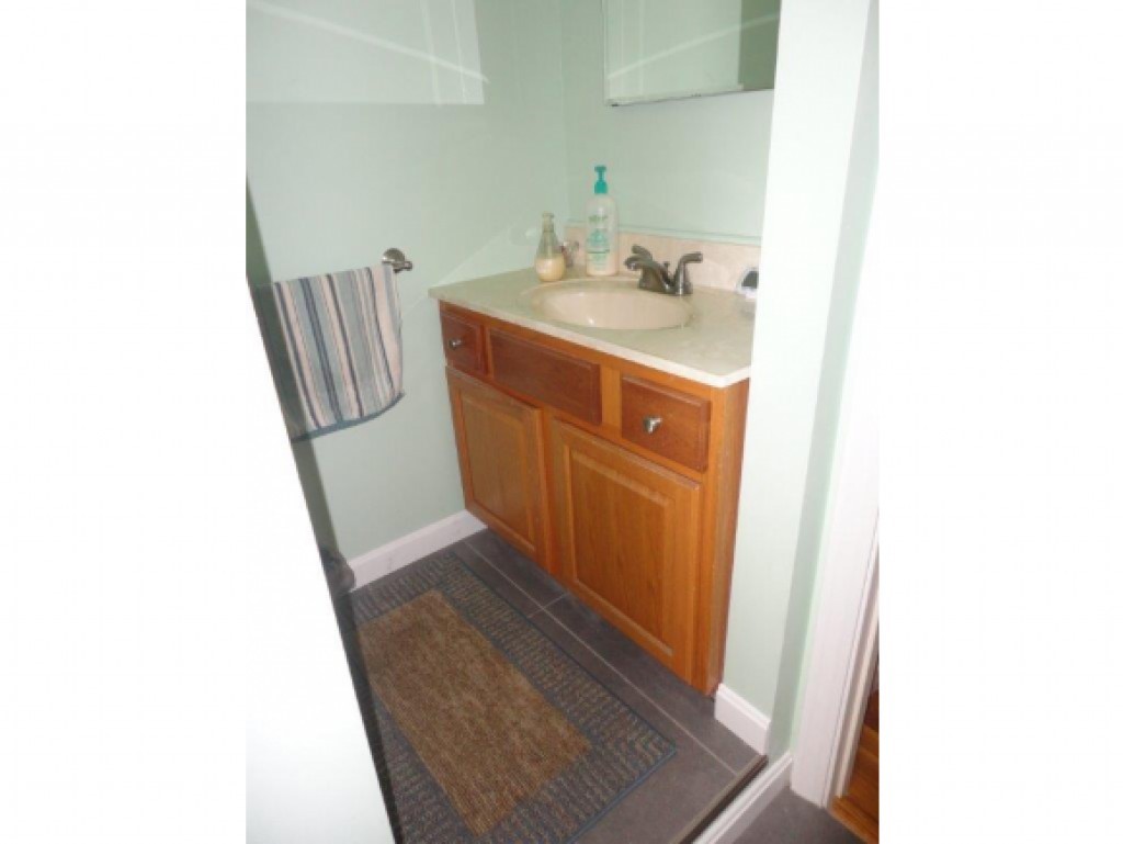 291 Main Dunstable Road Nashua, NH 03062 - Photo 12 of 30