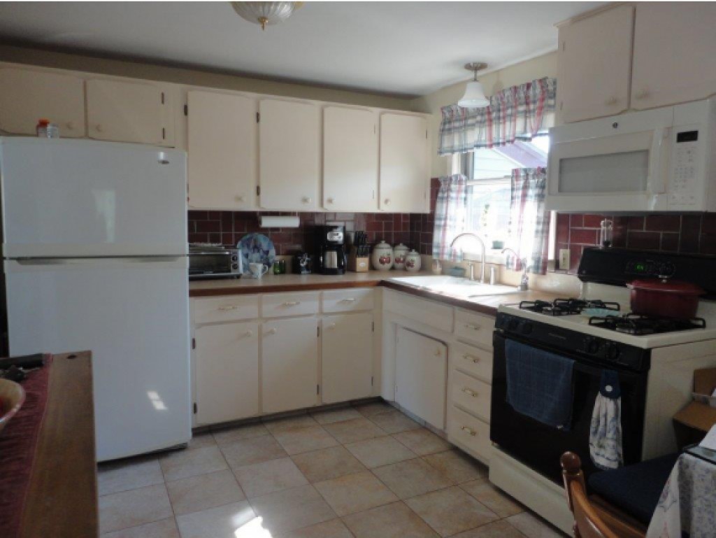 291 Main Dunstable Road Nashua, NH 03062 - Photo 7 of 30