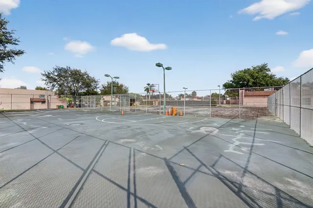 $310,000 | 16 Toledo Court, Unit 338, Davie, FL 33324