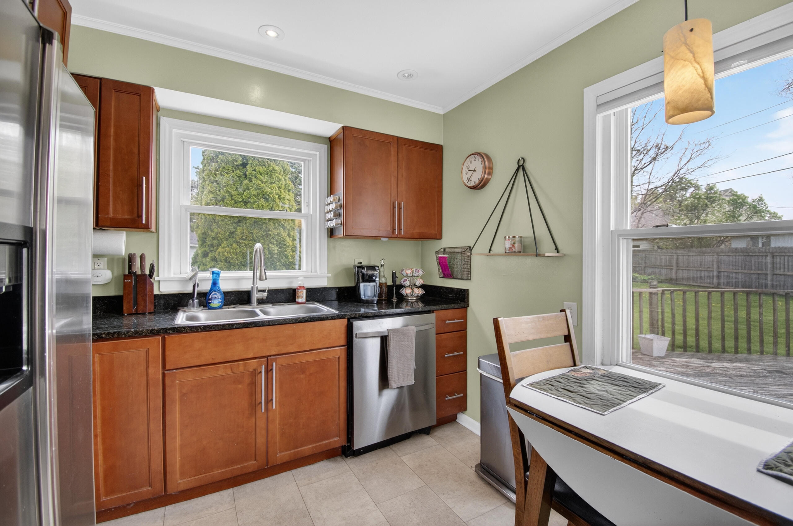 3206 Lakeview Circle Racine, WI 53402 - Photo 13 of 27 DSC_8840