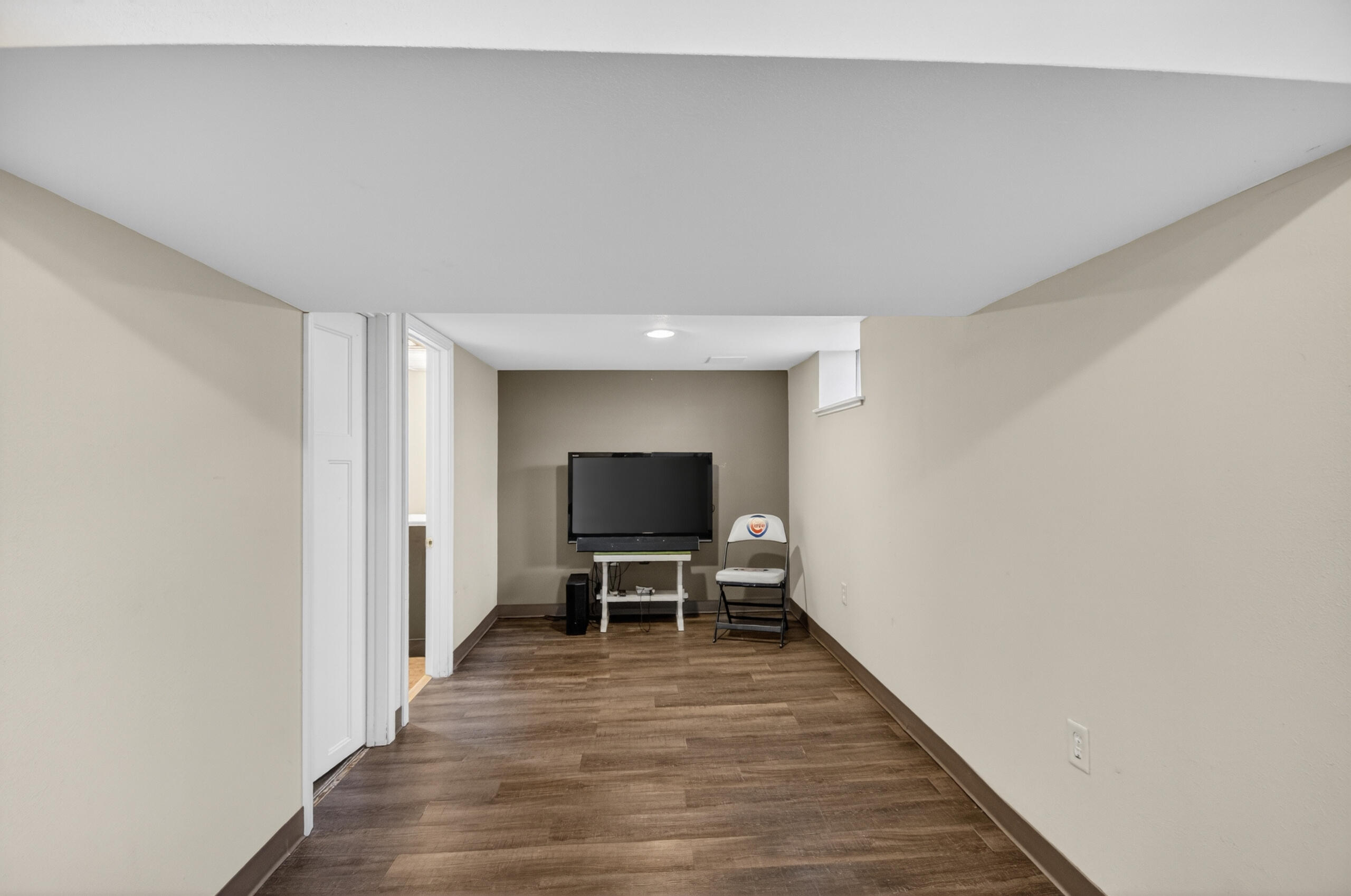 3206 Lakeview Circle Racine, WI 53402 - Photo 24 of 27 DSC_8870
