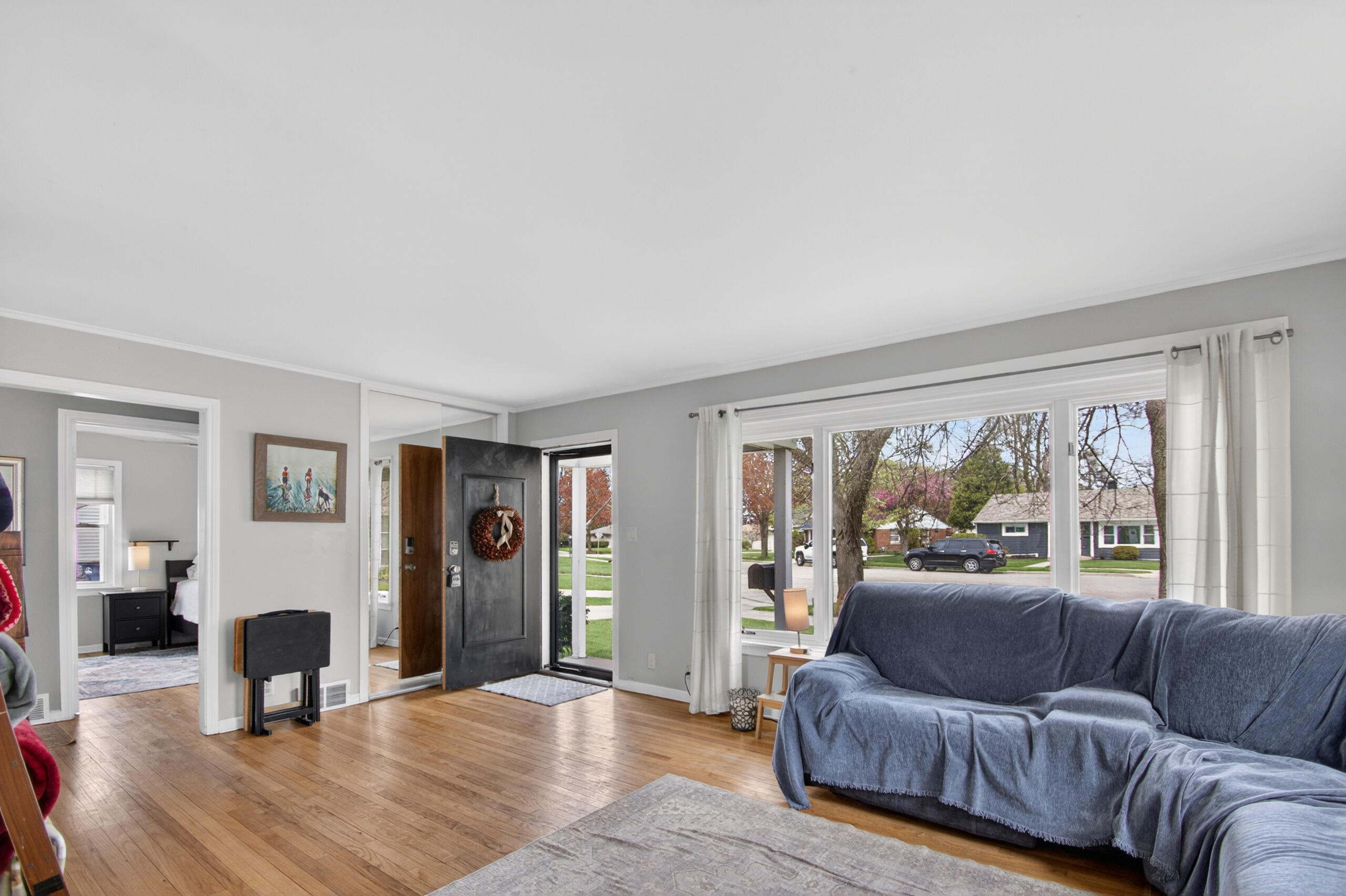 3206 Lakeview Circle Racine, WI 53402 - Photo 9 of 27 DSC_8763