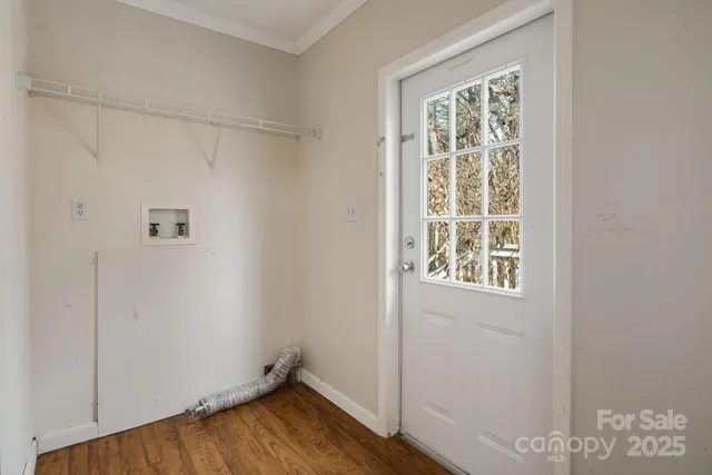 $395,000 | 686 Sam Jones Road, Burnsville, NC 28714