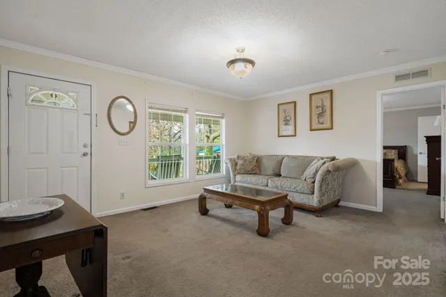 $395,000 | 686 Sam Jones Road, Burnsville, NC 28714