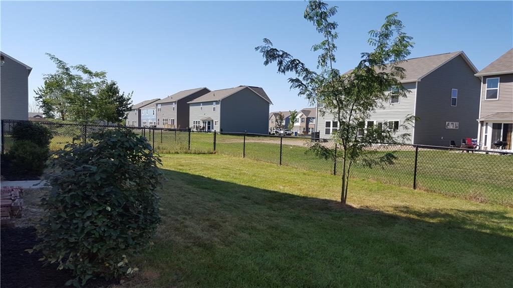 2568 Autumn Road Indianapolis, IN 46229 - Photo 3 of 21