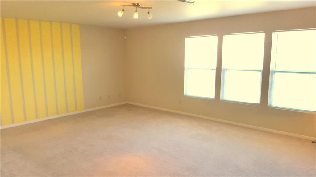 2568 Autumn Road Indianapolis, IN 46229 - Photo 10 of 21