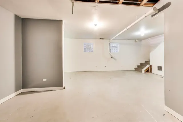 $125,000 | 1431 West 108th Street, Unit C, Chicago, IL 60643