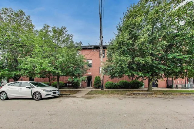 $125,000 | 1431 West 108th Street, Unit C, Chicago, IL 60643