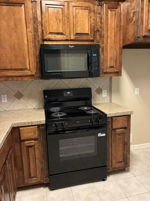 910 Old Angleton Road Clute, TX 77531 - Photo 10 of 22