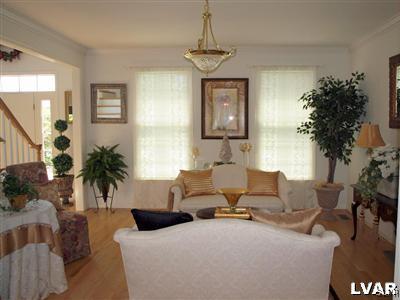 5823 Ricky Ridge Trail Orefield, PA 18069 - Photo 9 of 41 Gallery Image 9