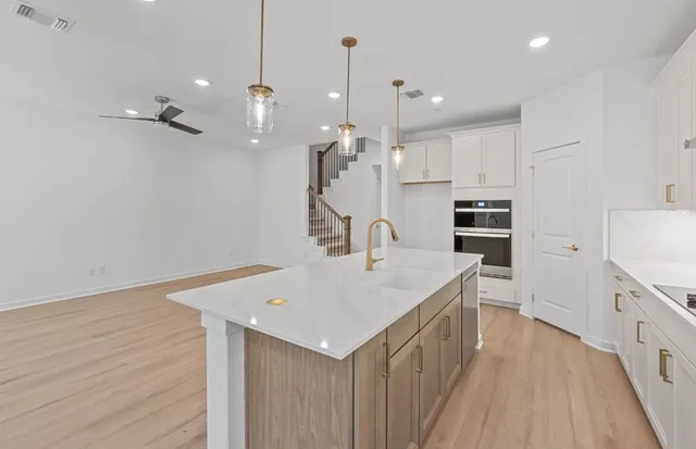 $394,900 | 1280 East Main Street, Unit 603, Round Rock, TX 78664