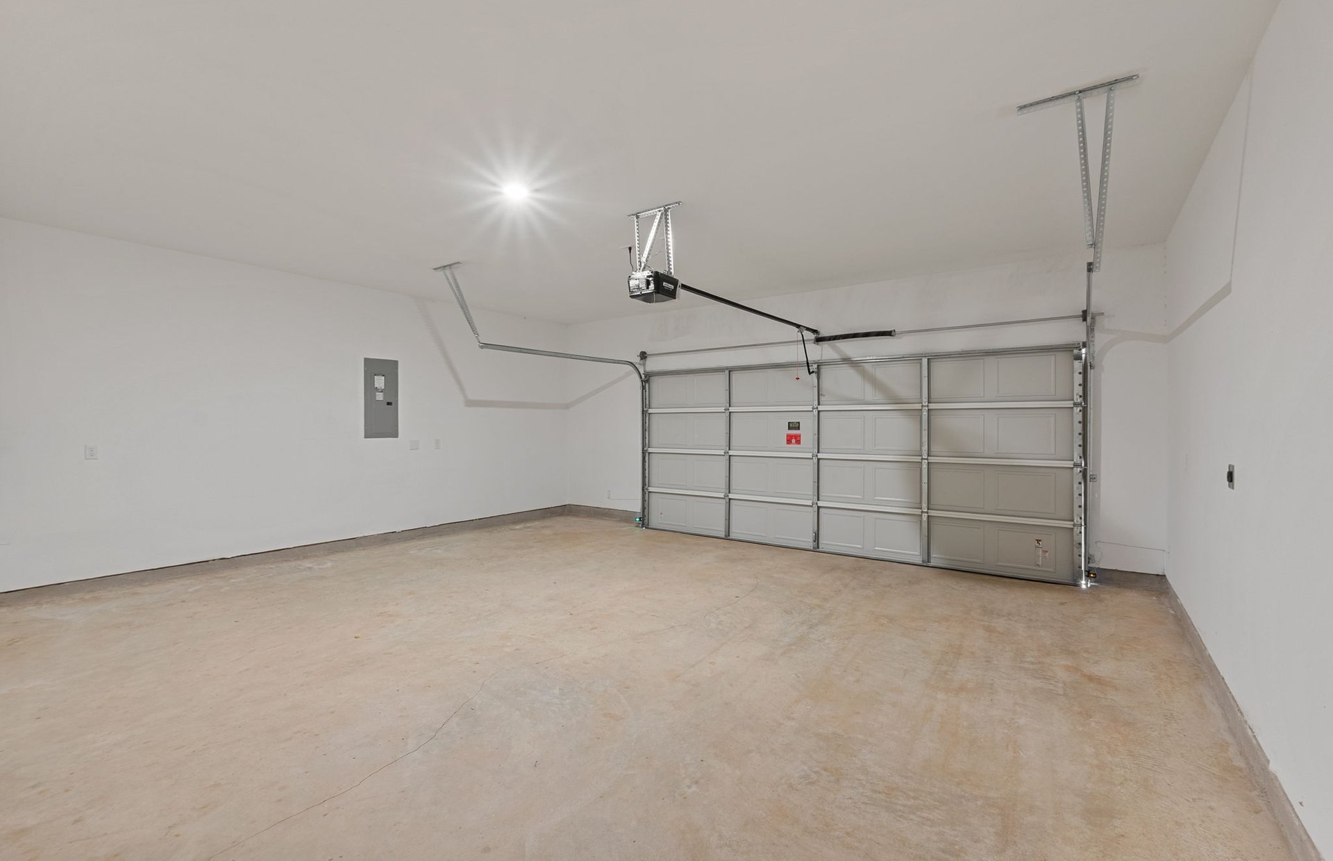 1280 East Main Street, Unit 603 Round Rock, TX 78664 - Photo 25 of 28 a view of a garage