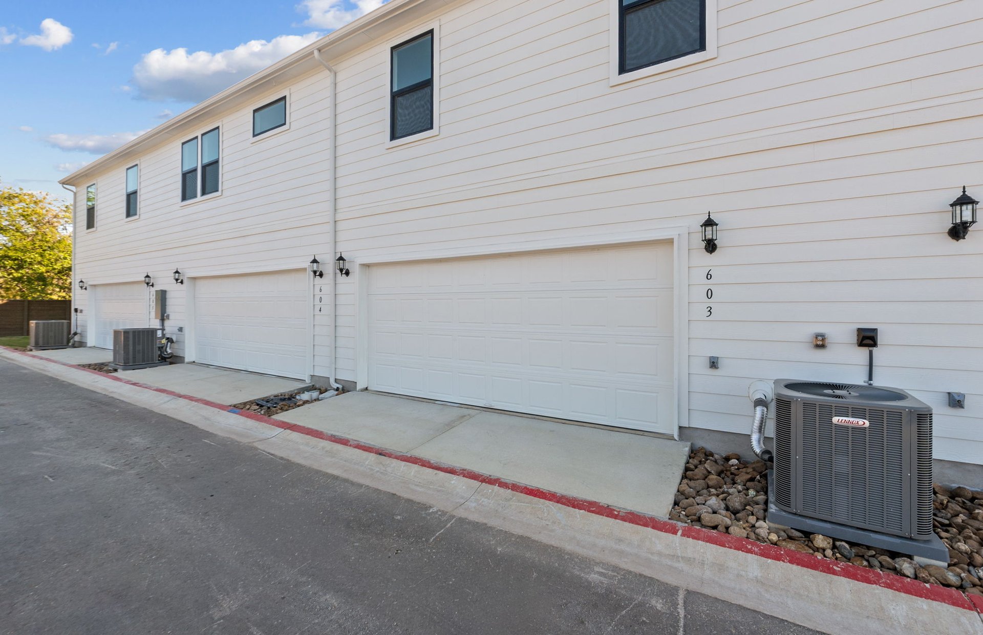 1280 East Main Street, Unit 603 Round Rock, TX 78664 - Photo 26 of 28 a view of a garage