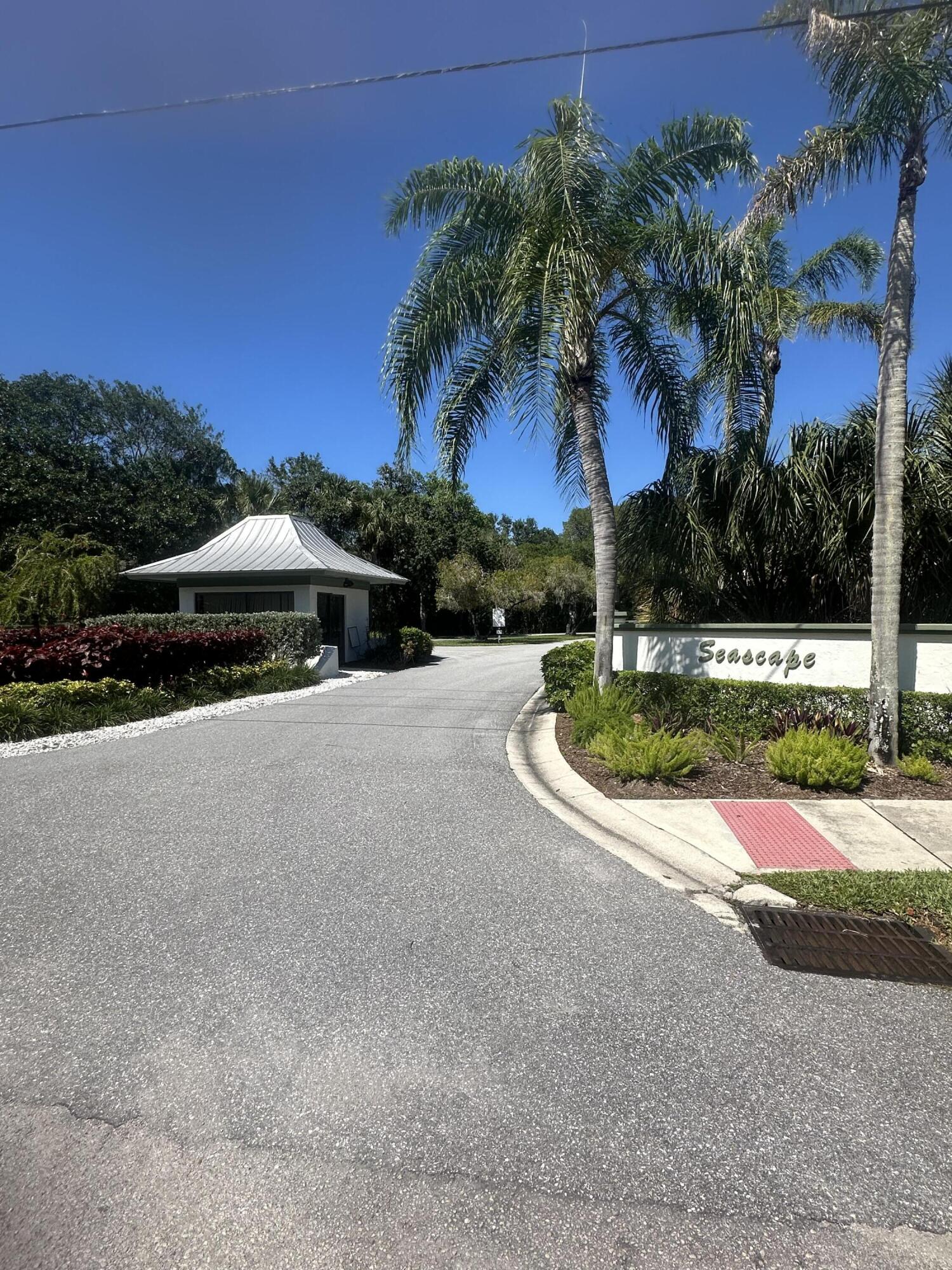 5270 Southeast Seascape Way, Unit 102 Stuart, FL 34997 - Photo 20 of 24 Seascape- Gate