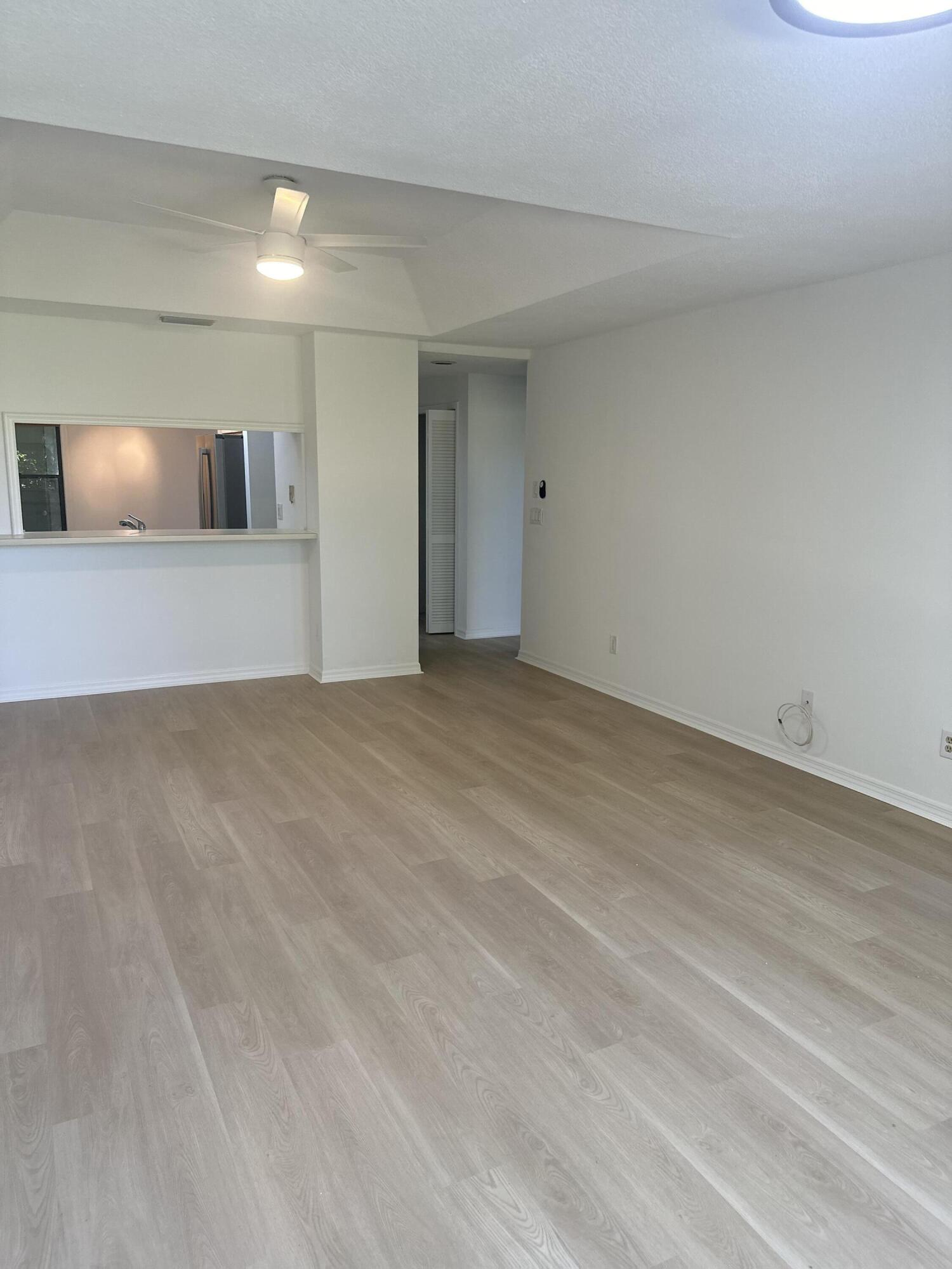 5270 Southeast Seascape Way, Unit 102 Stuart, FL 34997 - Photo 4 of 24 L.R