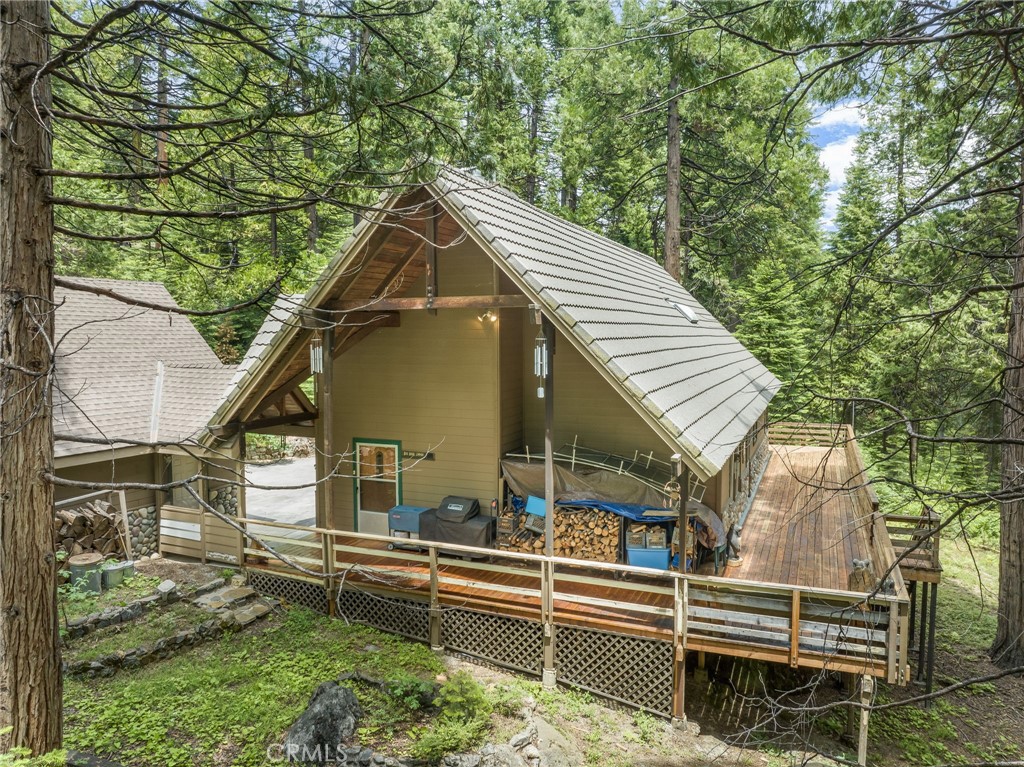 7663 Forest Drive Fish Camp, CA 93623 - Photo 30 of 43 a house view with a outdoor space