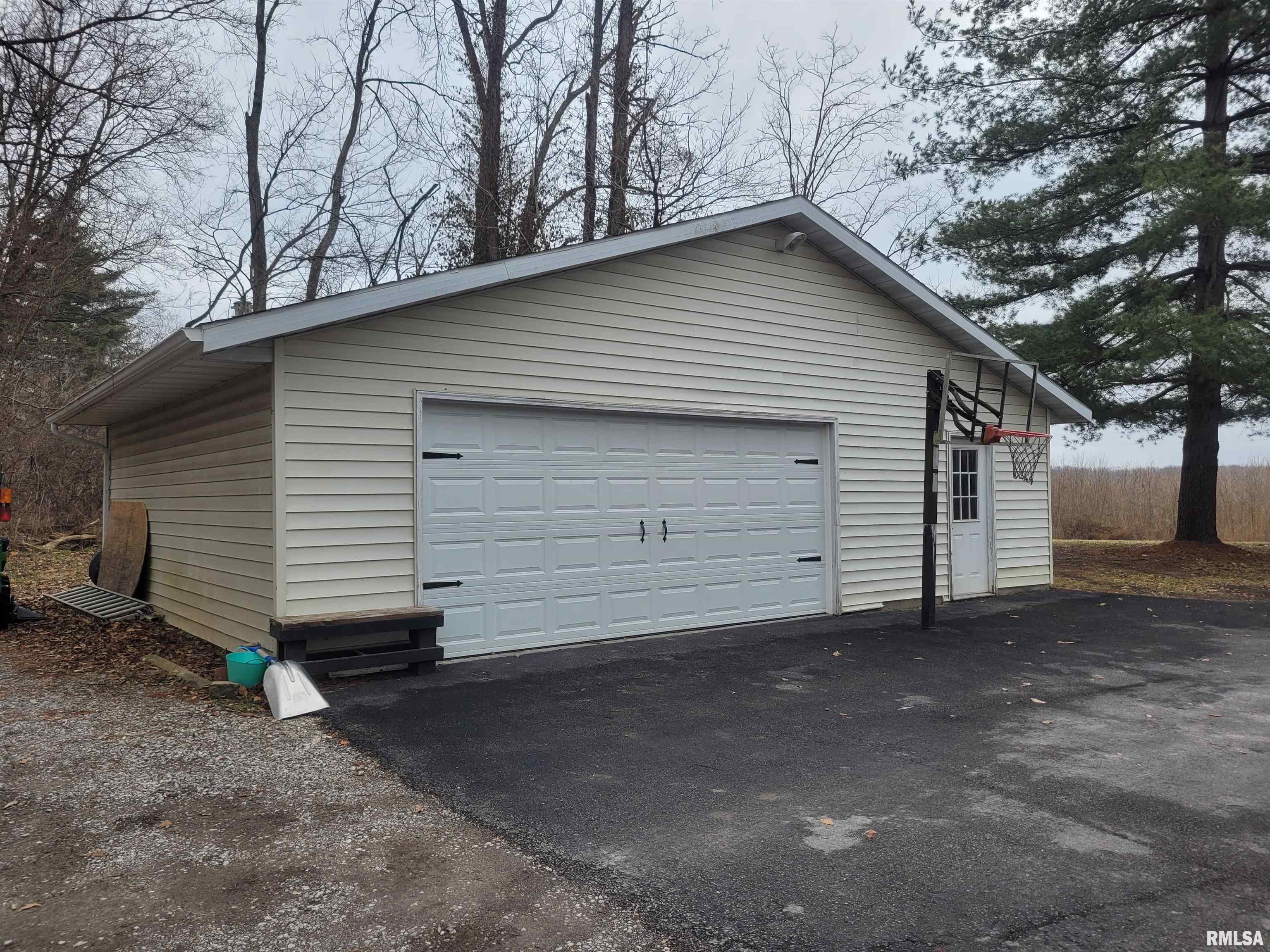 4719 East Richview Road Mount Vernon, IL 62864 - Photo 7 of 49