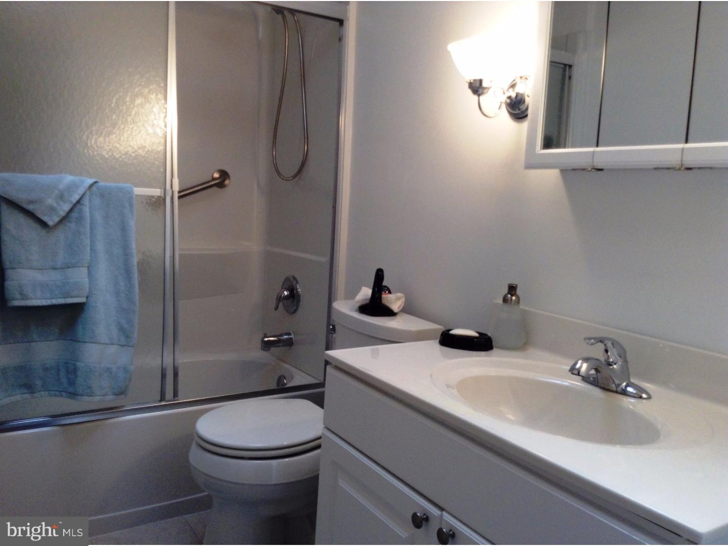 710 Copley Road Upper Darby, PA 19082 - Photo 2 of 20 Bathroom