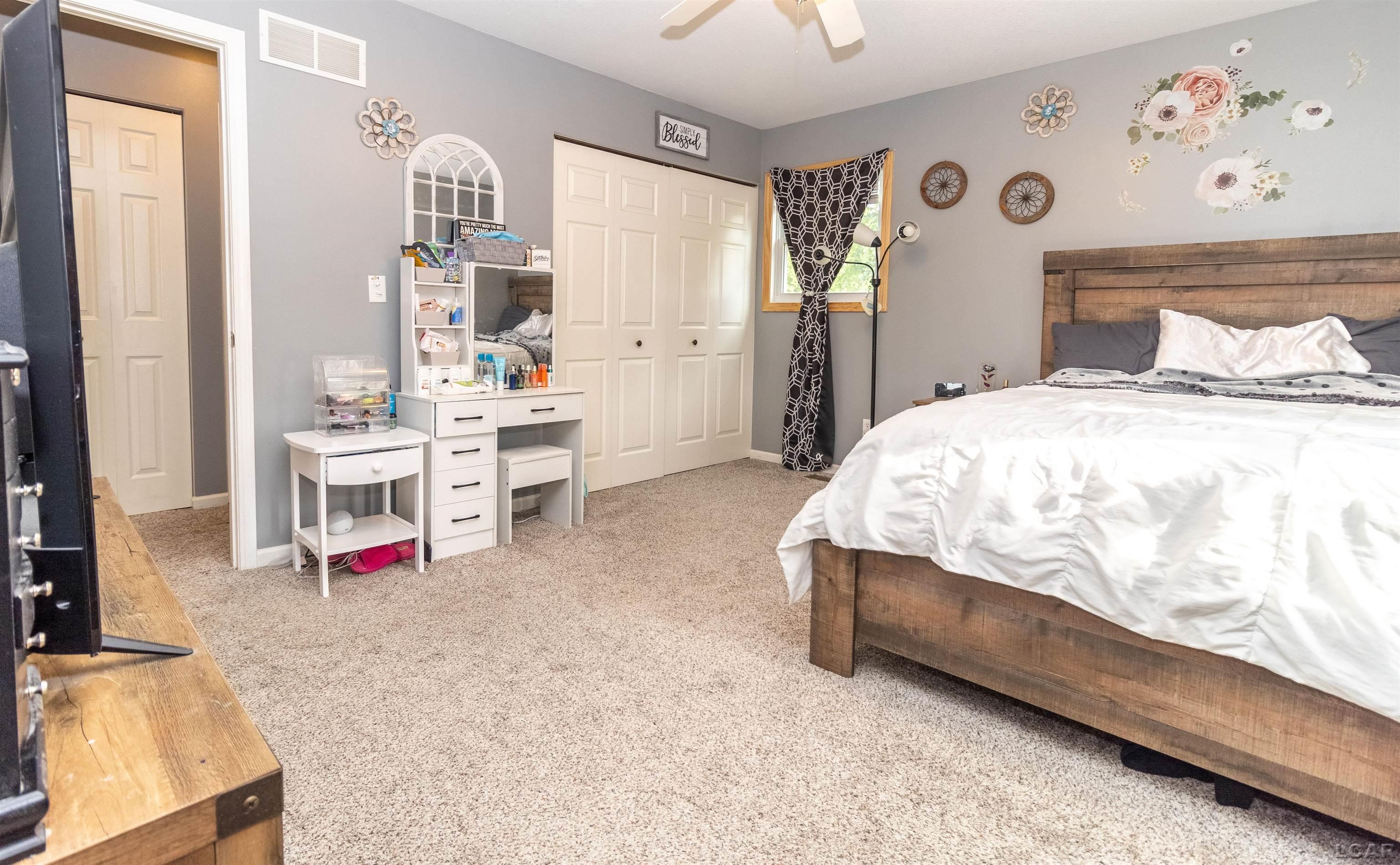 3193 Beaver Creek Ridge Adrian, MI 49221 - Photo 14 of 30 50180335-1355d87b-5a5d-4c58-aa9f-abb213fdf373.JPG