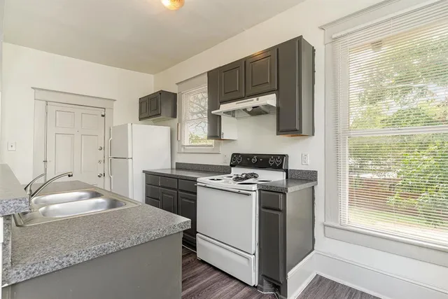 $1,475 | 1230 Kings Highway, Unit 4, Dallas, TX 75208