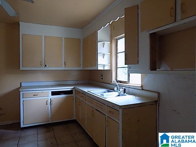 1665 18th Street Southwest Birmingham, AL 35211 - Photo 1 of 5