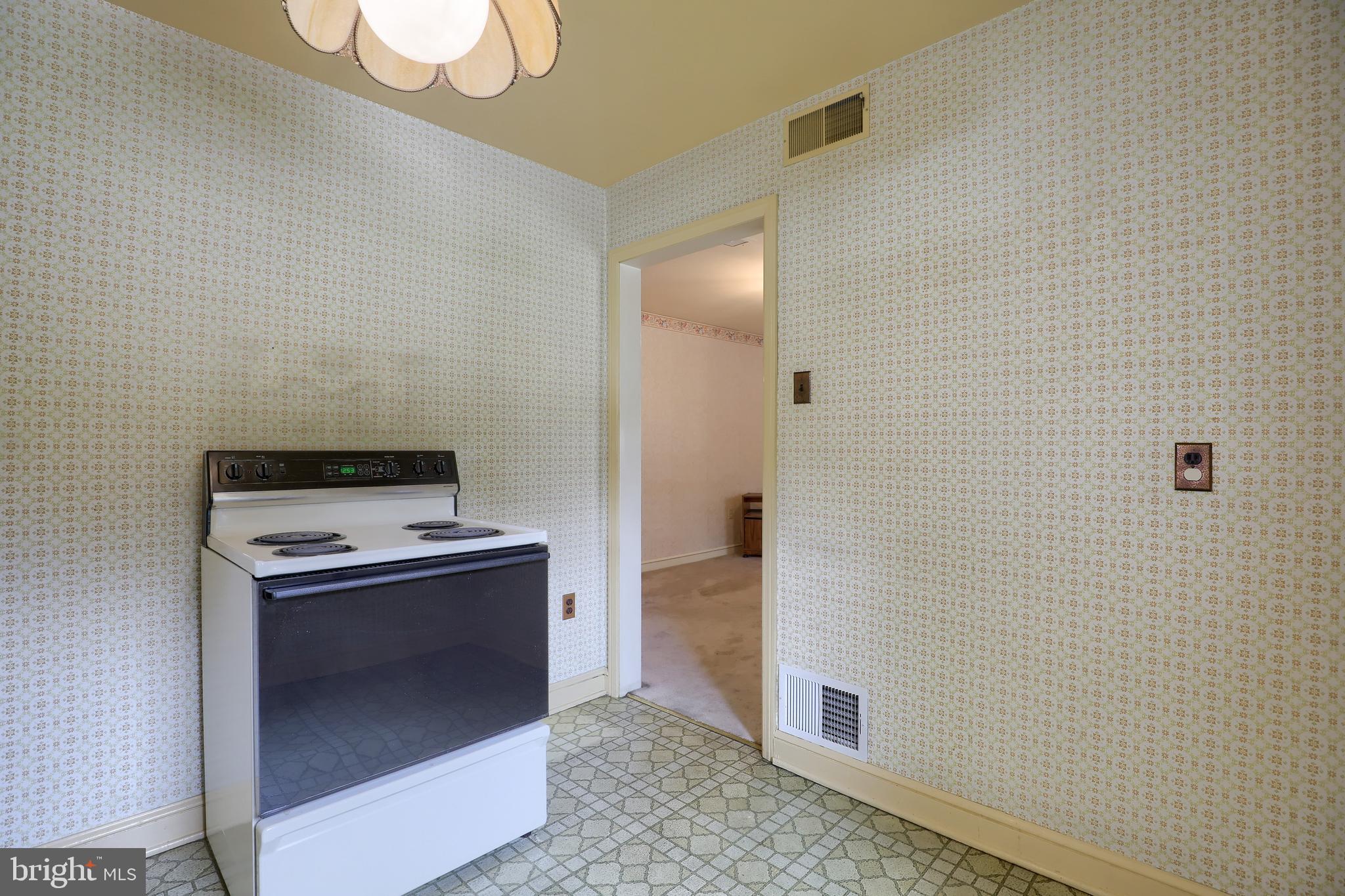 2270 Mt Zion Road York, PA 17406 - Photo 11 of 29 Gallery Image 11